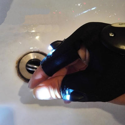 Gants de Précision Lumineux : L'Artisanat Réinventé
